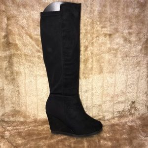 Lane Bryant Fashion Suede Boots | Size 6W